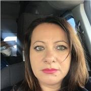 Química con una licencia de la Universidad de Bucharest, hablo español, italiano, inglés y rumano